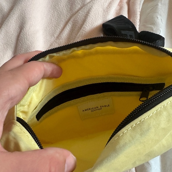 American Eagle Yellow Crossbody - Picture 6 of 6